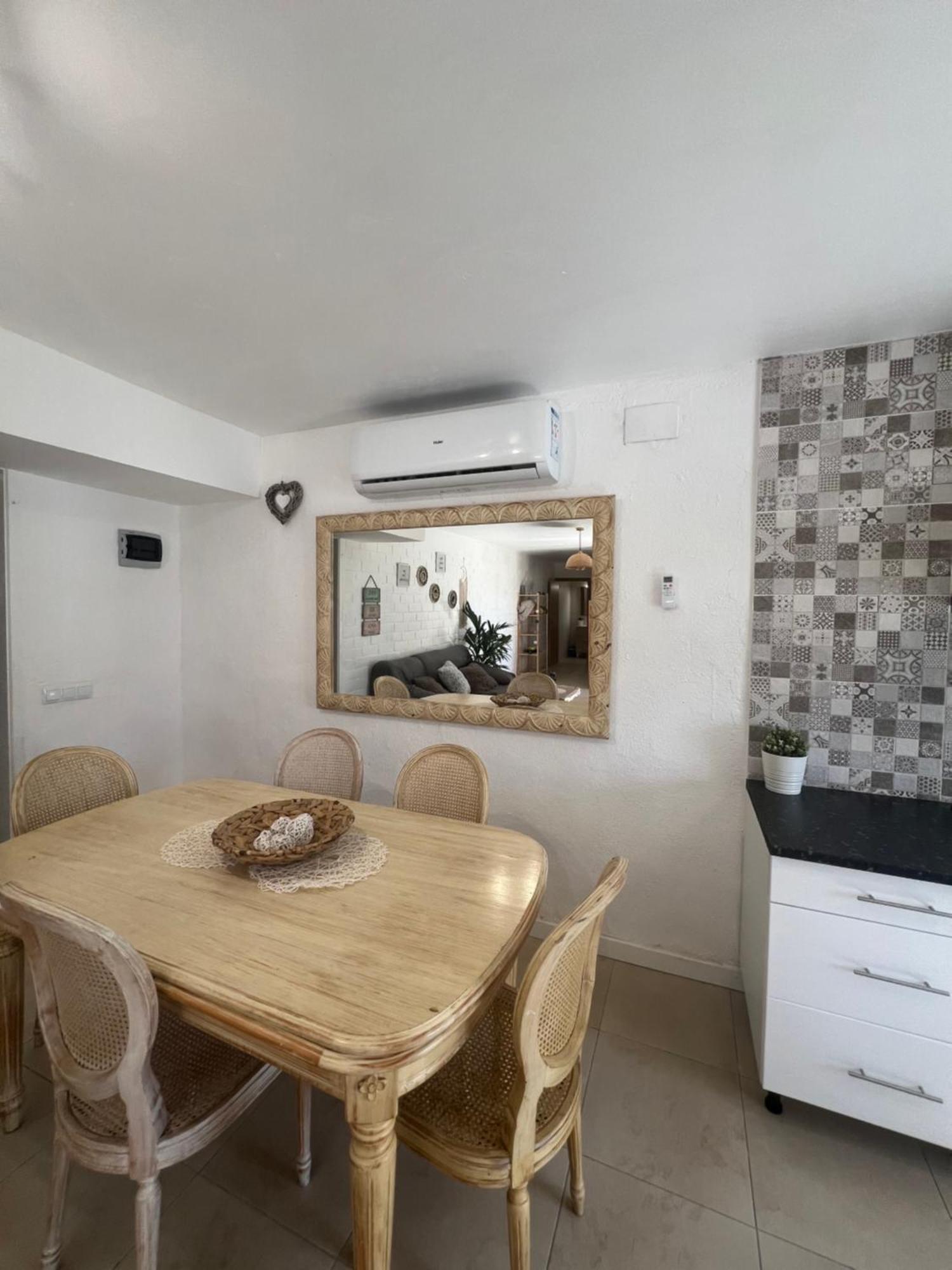 Apartamento Loft, Jardin Y Piscina Privada Romanyá de la Selva Dış mekan fotoğraf